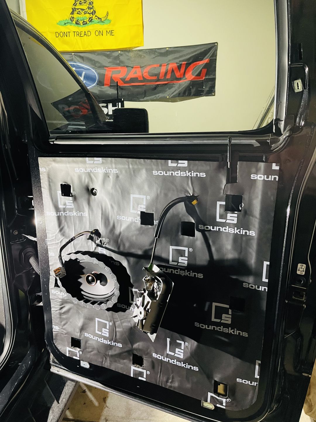 Customer photo review of SoundSkins Rings v3