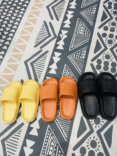 Customer photo review of ComfiiSlipper™ Air Slides