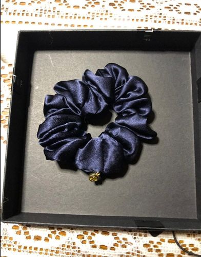 Customer photo review of Classic Silk Scrunchies