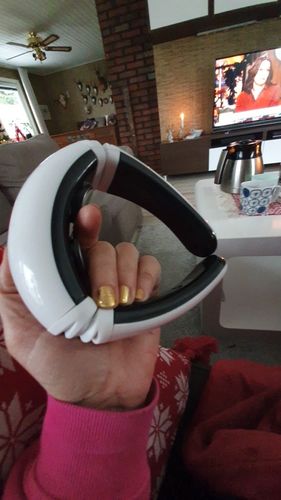 Customer photo review of Heated Neck Massager