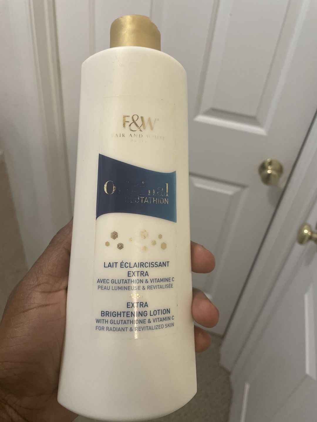 Customer photo review of Fair and White Original Glutathion Extra Brightening Lotion 500ml / 16.90 fl oz