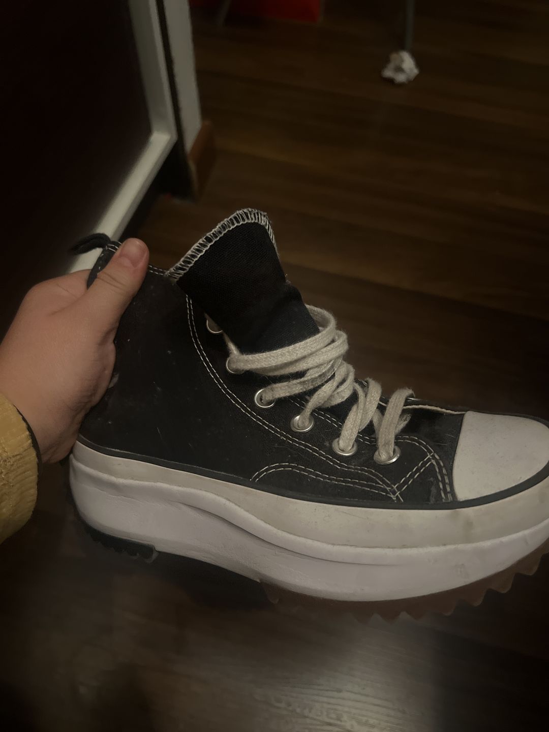 Customer photo review of Zapatilla Converse Run Star Hike Plataforma Mujer Negro