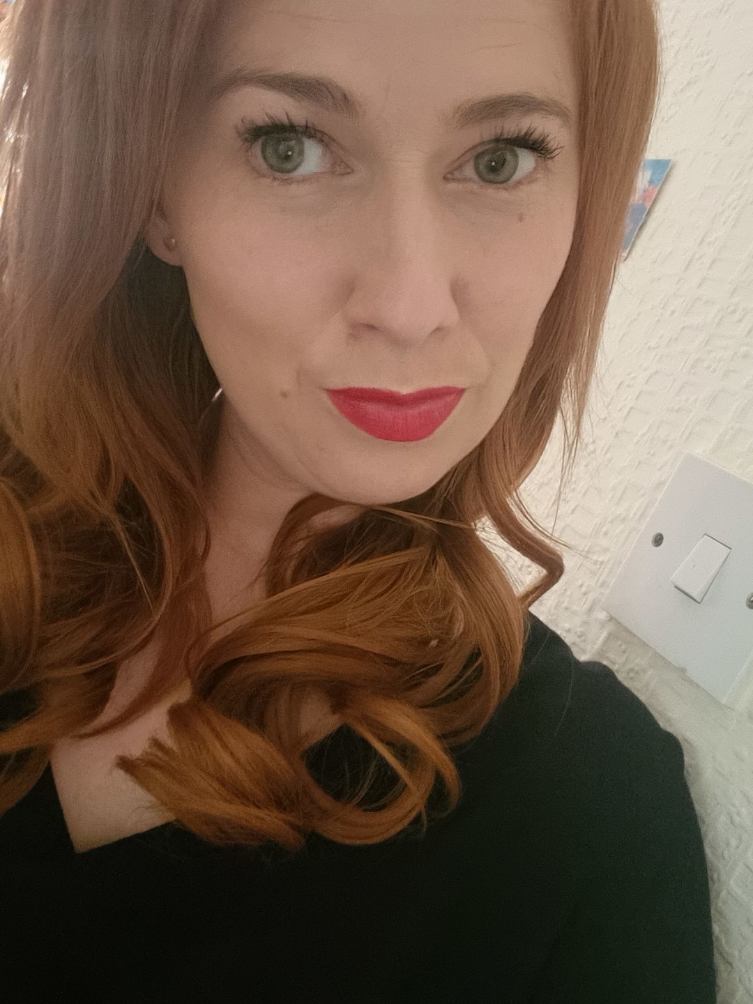 Customer photo review of 16" One Piece Curly Clip-in Hair Extension