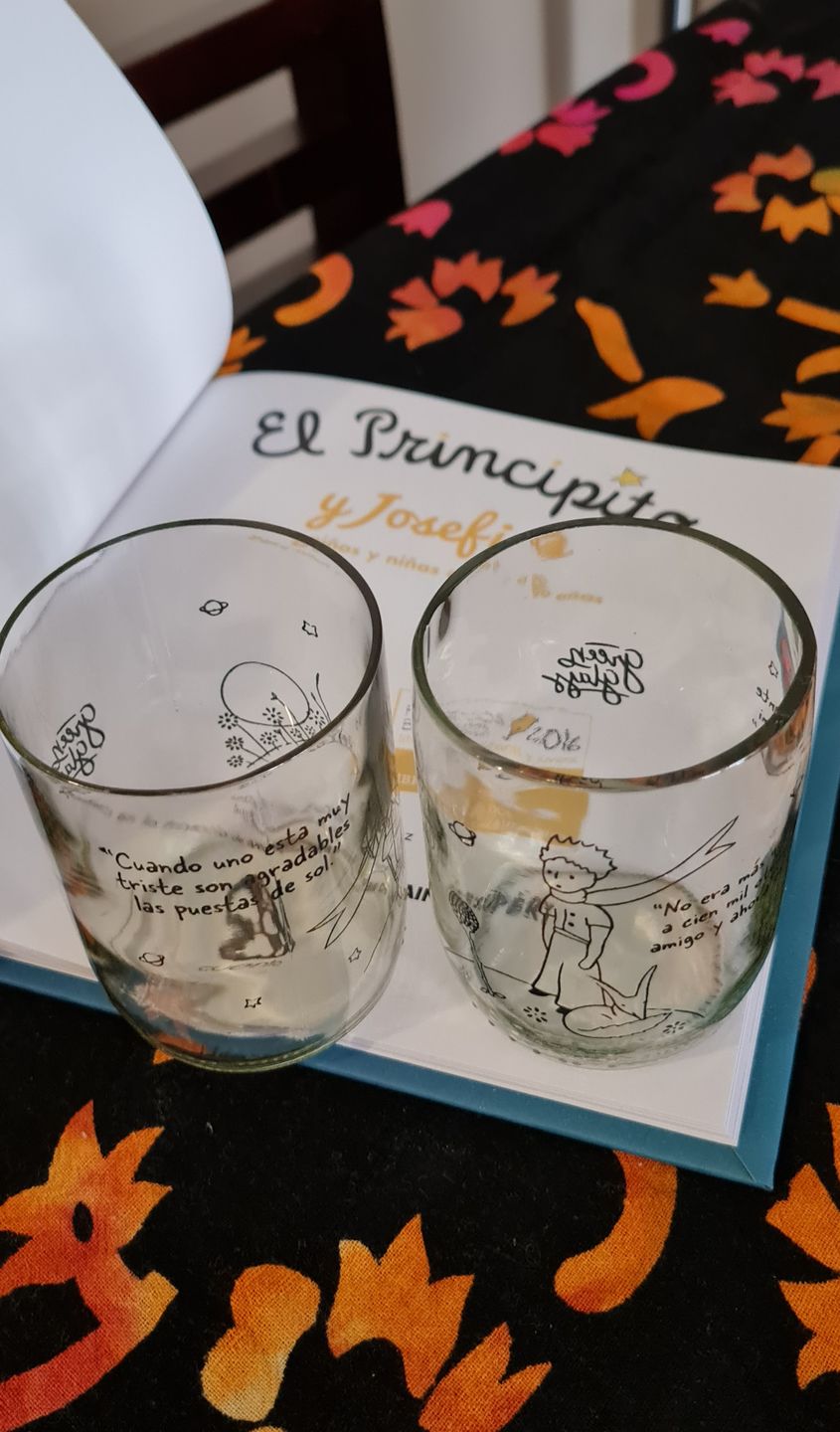 Customer photo review of El Principito Mini Juego de Vasitos 200 ml