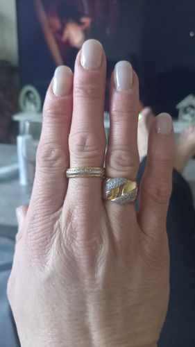 Customer photo review of Bague Laurence