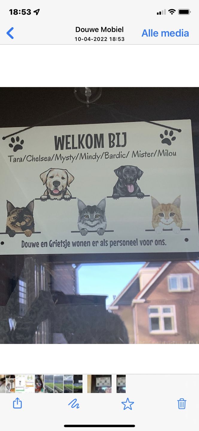 Customer photo review of Spionerende huisdieren- Gepersonaliseerde deurbord