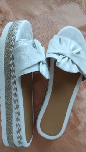 Customer photo review of Platform Womens Bow Slippers