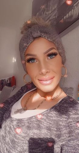 Customer photo review of Boss Babe