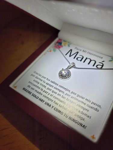 Customer photo review of Para Mi Hermosa Mamá | Eternal Hope Necklace.