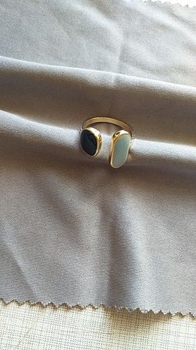 Customer photo review of Verstellbarer Vintage-Ring ' die farbige Asymmetrie'.