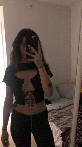 Customer photo review of Ribbed Chain Detail Lace Up Crop Top
