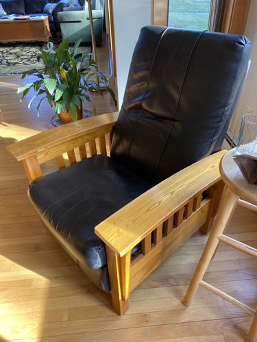 Customer photo review of Clyde’s Leather Recoloring Balm
