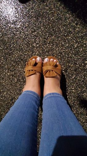 Customer photo review of Platform Womens Bow Slippers