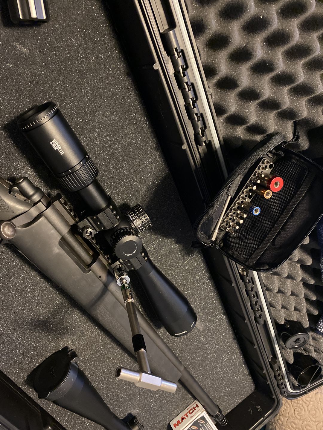 Customer photo review of 65, 45, 25 & 15 Inch Lbs Kit With Deluxe Case, T-Handle, and Extended Bit