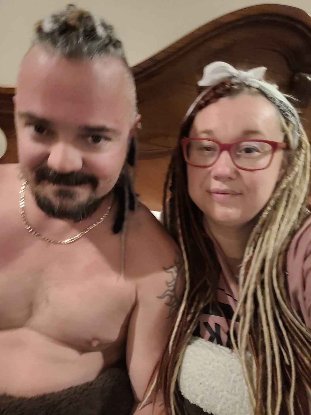 Customer photo review of Dark Red  - (1 pack of 5 Dreads)