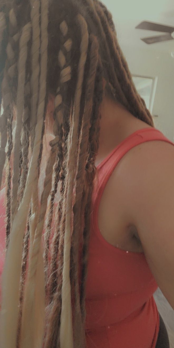Customer photo review of (PRE ORDER) Almond Melt - (1 pack of 5 Dreads)