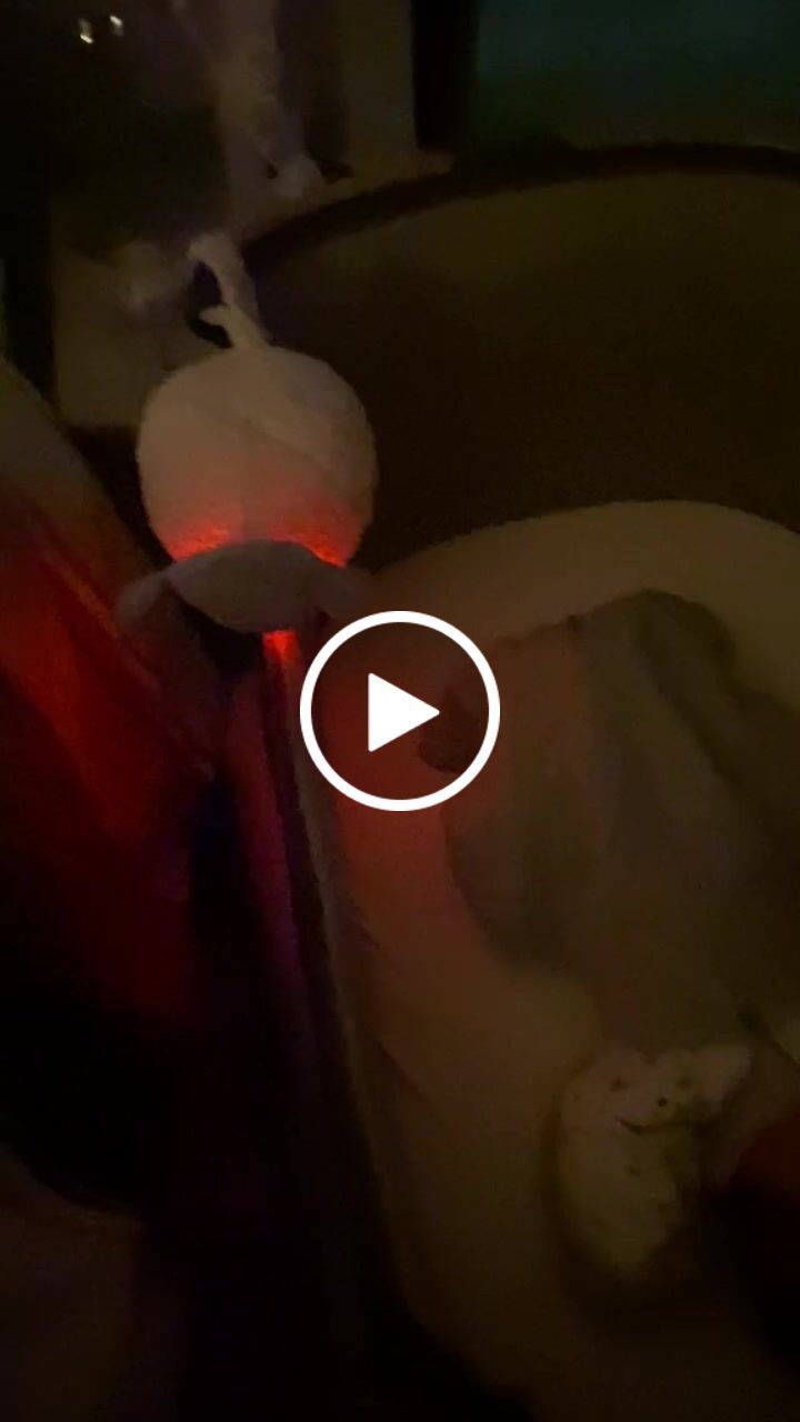 Customer video review of ewan Deluxe | baby shushing sleep sheep | gray