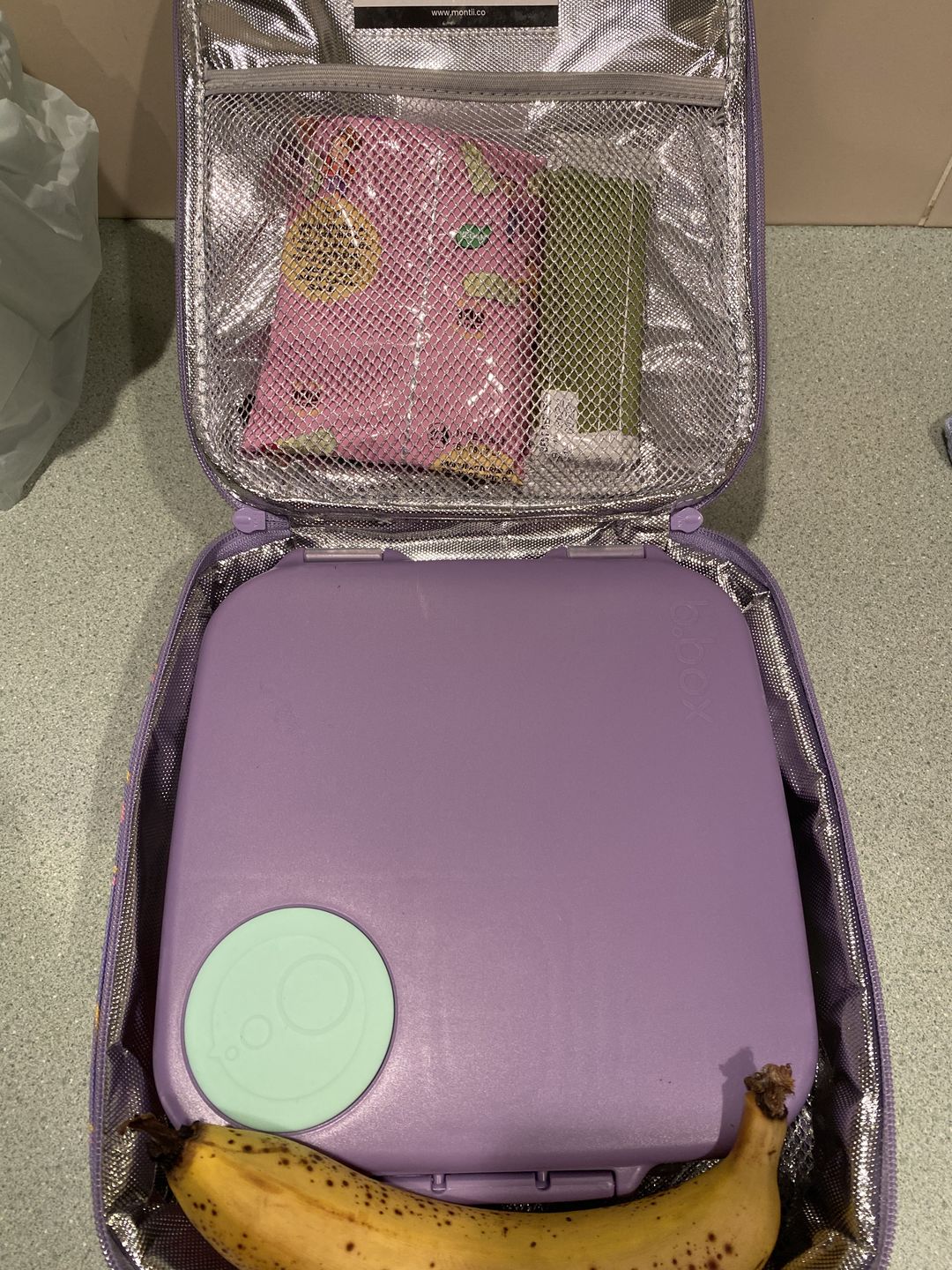 Customer photo review of MontiiCo Large Insulated Lunch Bag - Rainbow