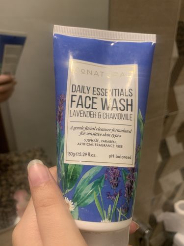 Customer photo review of Daily Essentials Face Wash - Lavender & Chamomile