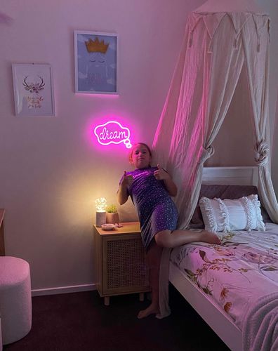 Customer photo review of Dream signs