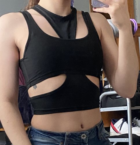 Customer photo review of Hollow out cropped solid top