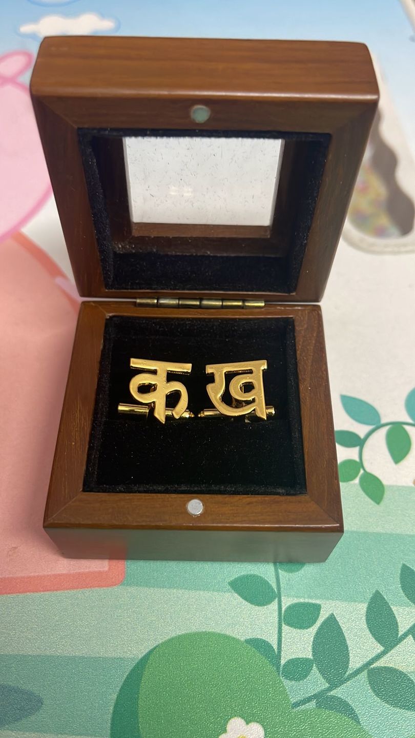 Customer photo review of Cufflinks Hindi - Goldplated