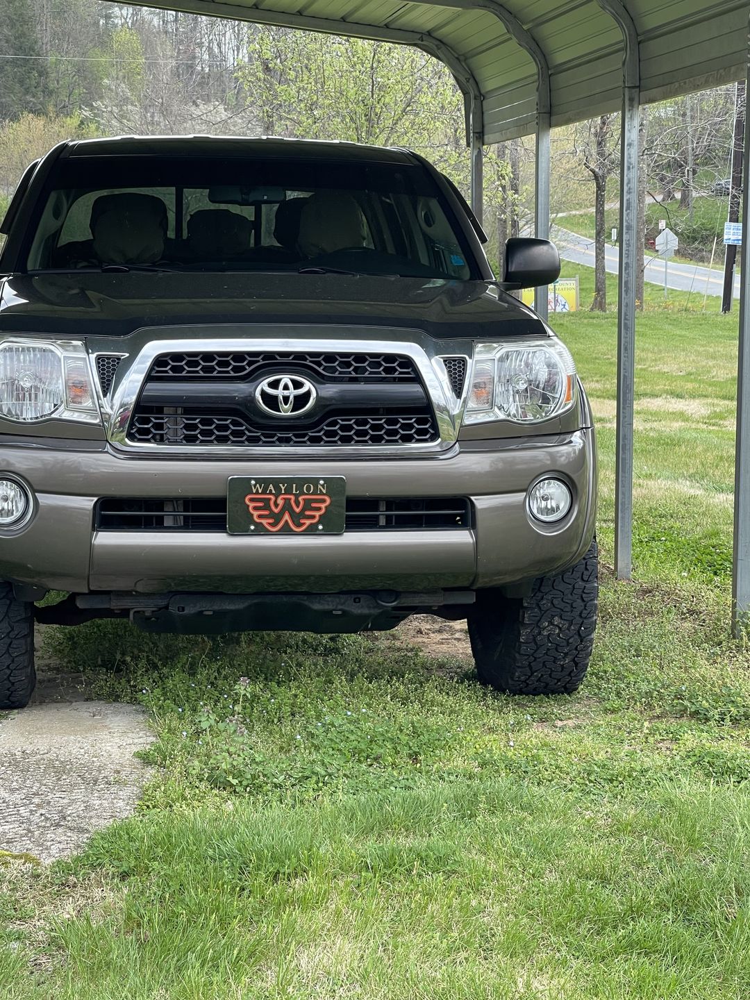 Customer photo review of Waylon Jennings Flying W License Plate