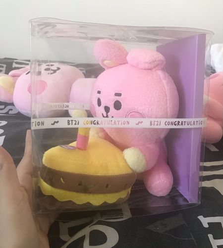 Customer photo review of [Official] BT21 BABY LIGHTING CAKE DOLL