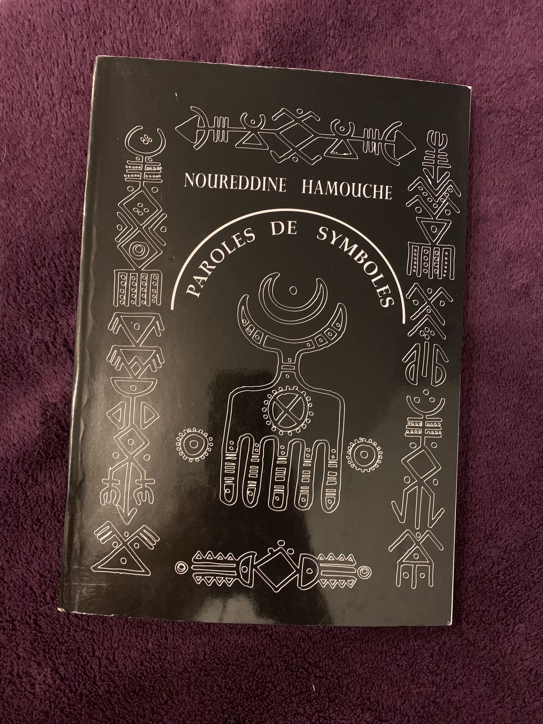 Customer photo review of Livre "Paroles de symboles" par Noureddine Hamouche.