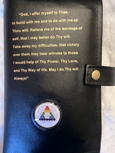 Customer photo review of 1 to 40 Year Bling AA Medallion - Swarovski Crystallized Tri-Plate Chip/Coin - White Rainbow