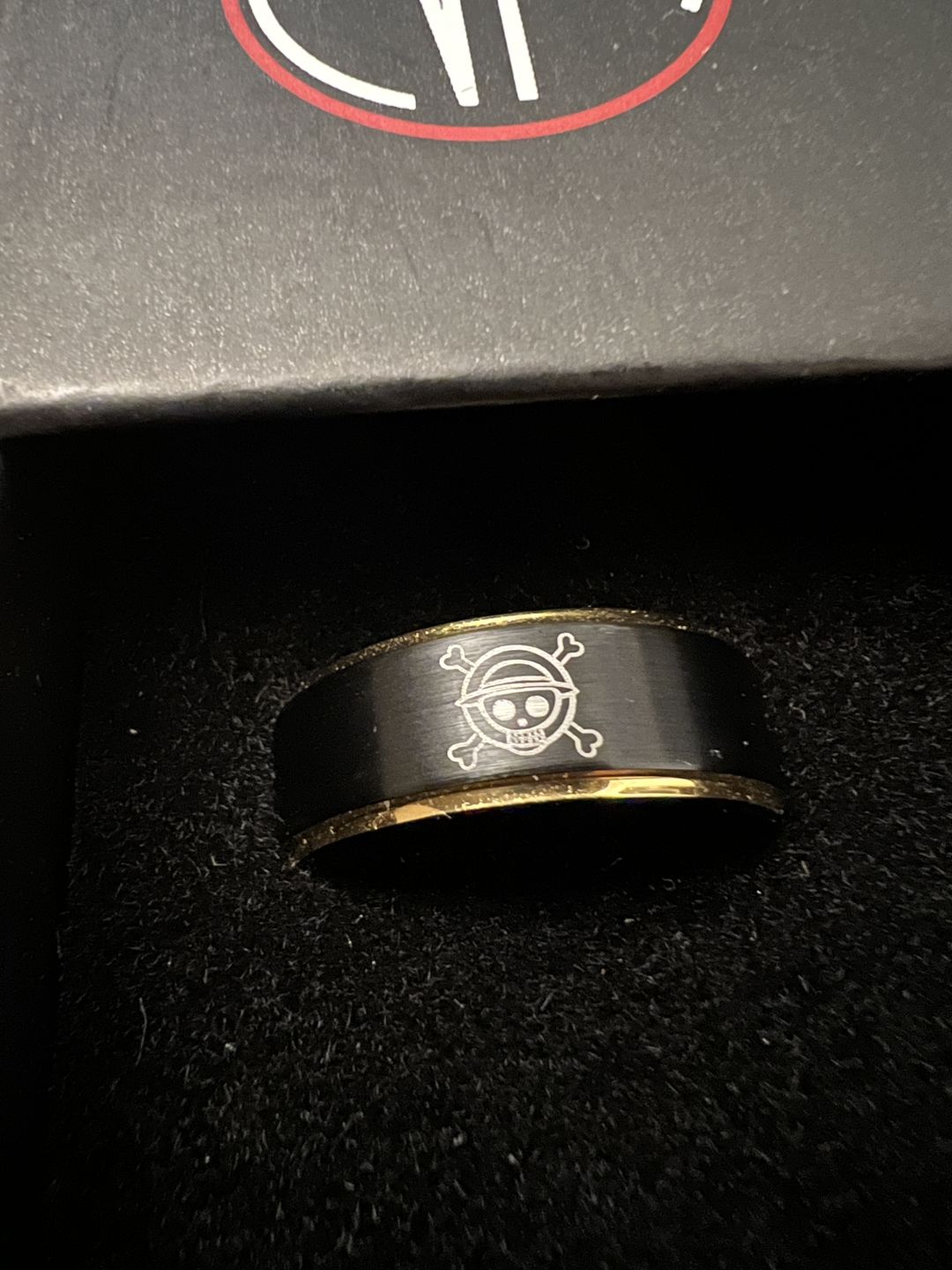 Customer photo review of [Limited Edition] 18K Gold Plated Straw Hat Pirates