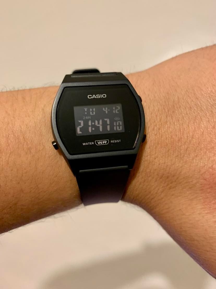 Customer photo review of Reloj Casio Vintage LW-204-1BDF Negro Pantalla Negativa