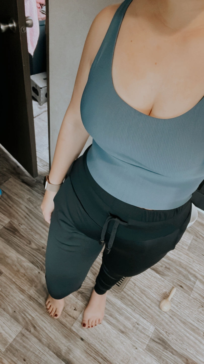 Customer photo review of Formation Jogger - Black