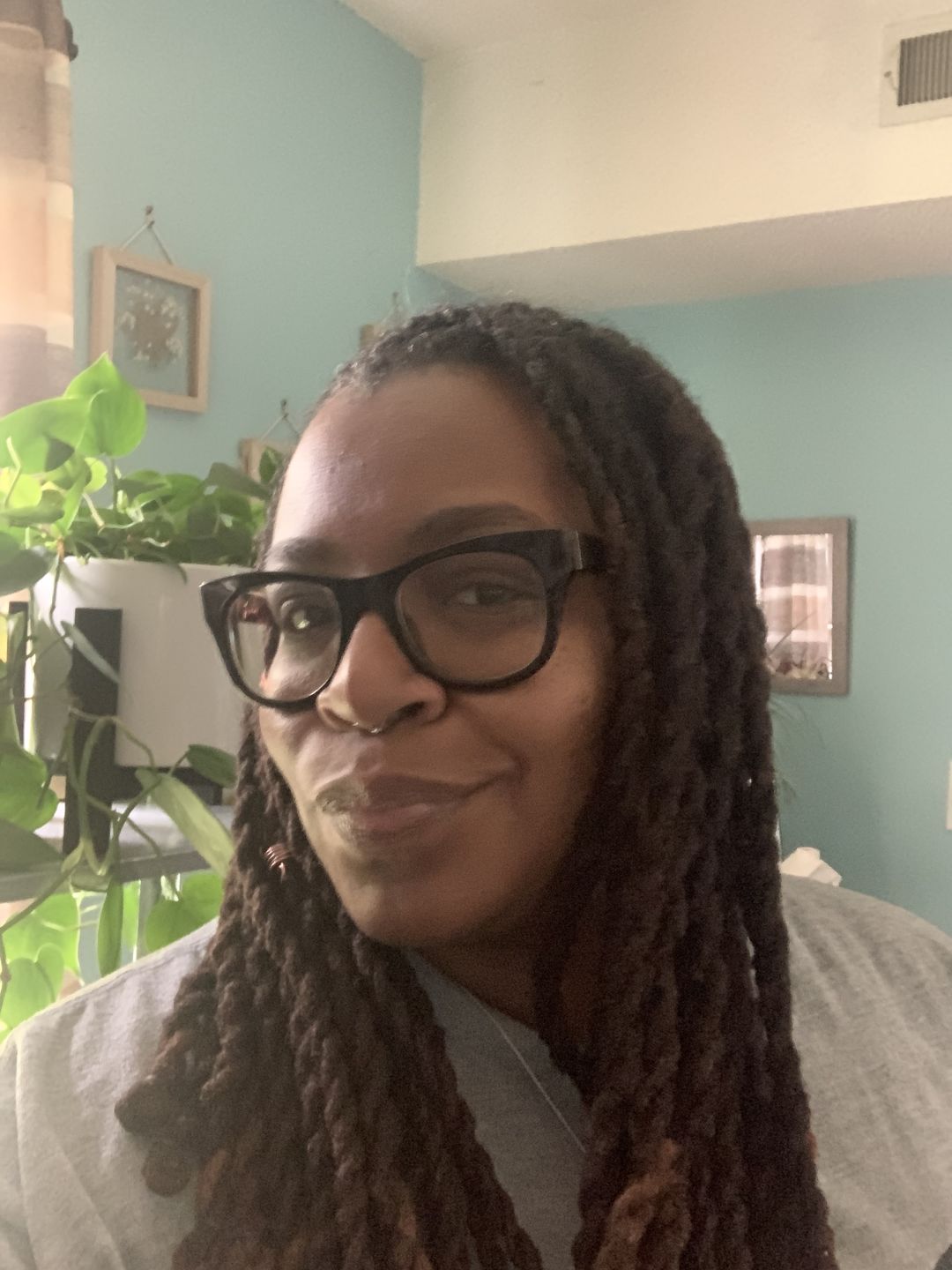 Customer photo review of Respected Roots Hair Moisturizer