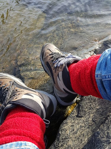 Customer photo review of J.B. Field's Icelandic "30 Below Over-the-Calf" Merino Wool Thermal Sock