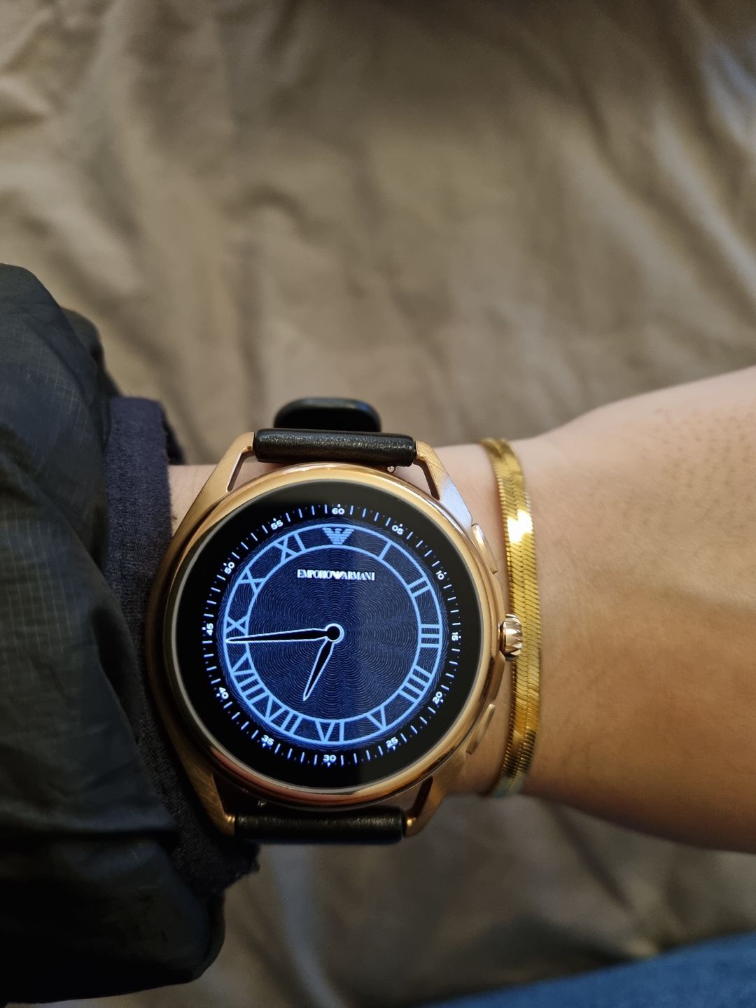 Customer photo review of Snake Skin Armband | 18K vergoldet