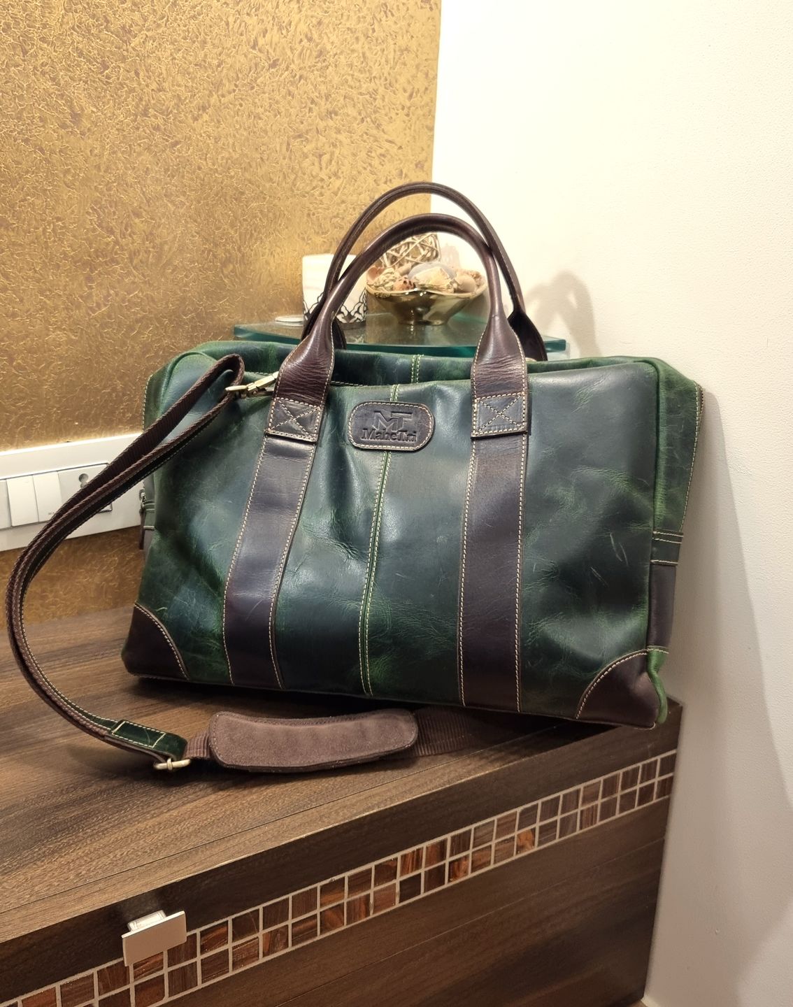 Customer photo review of Jefferson Buffalo Executive Leather Laptop Briefcase