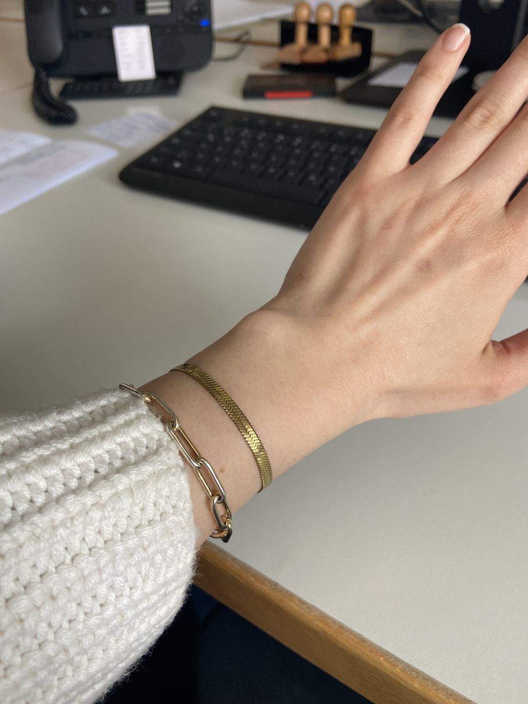 Customer photo review of Snake Skin Armband | 18K vergoldet
