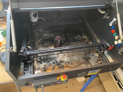 Customer photo review of [Presale] Ortur Metal Enclosure Protect Box for Ortur Laser Master 2 Pro