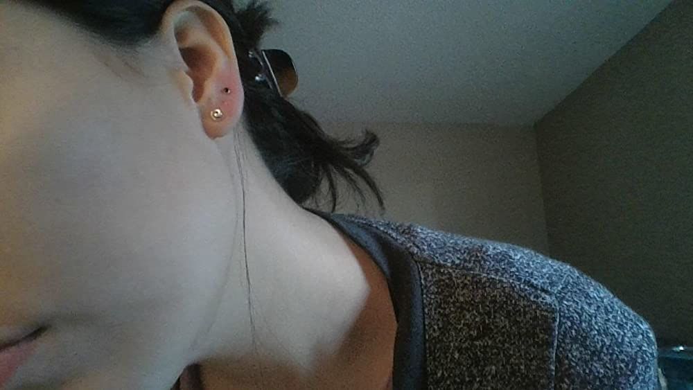 Customer photo review of Essential Spiral Studs