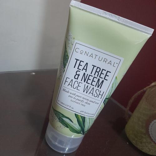 Customer photo review of Tea Tree & Neem Face Wash