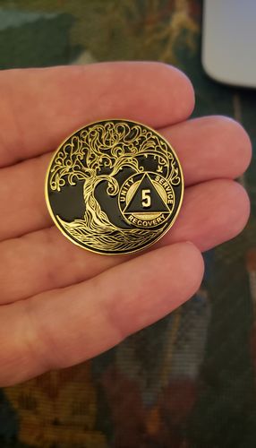 Customer photo review of 1 to 65 Year Sobriety Mint Twisted Tree of Life Gold Plated AA Recovery Medallion/Chip/Coin - Black