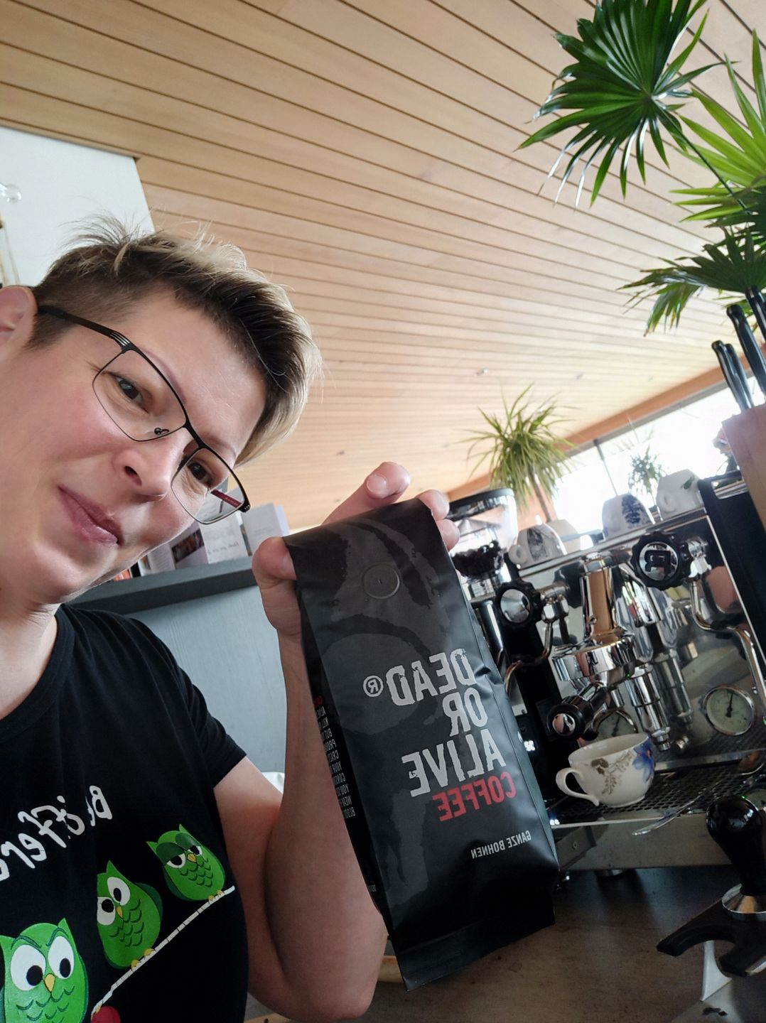 Customer photo review of DEAD OR ALIVE COFFEE Original – Kaffeebohnen, Medium-Dark Röstung, für Espresso & Filter, säurearm
