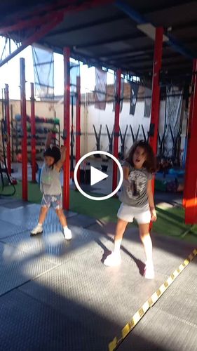 Customer video review of Kettelbell Pesa Rusa 2KG Pink Fluor