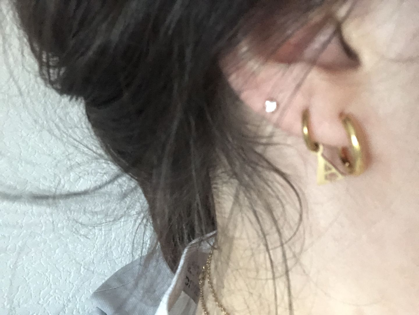 Customer photo review of Bright Diamond Ohrstecker | 18K vergoldet