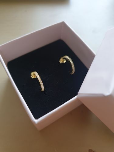Customer photo review of Love Ohrringe