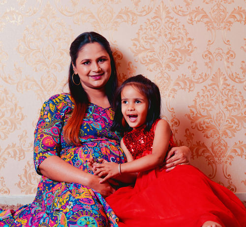 Customer photo review of Jolly Circus Maternity Flow Dress