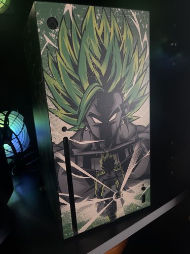 Customer photo review of Broly Japan Retro - Xbox Series X Console Skin