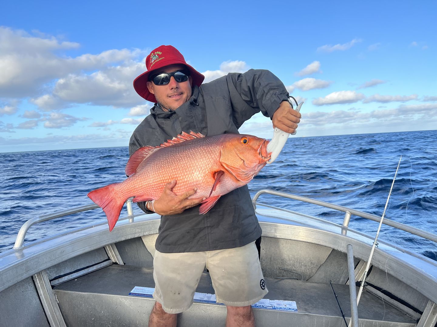 Customer photo review of OCEAN DEFIANCE PRO JACKET - Black Edition