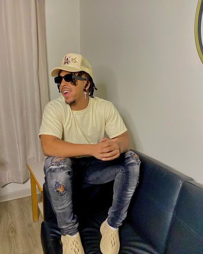 Customer photo review of LA Signature Trucker in Cream